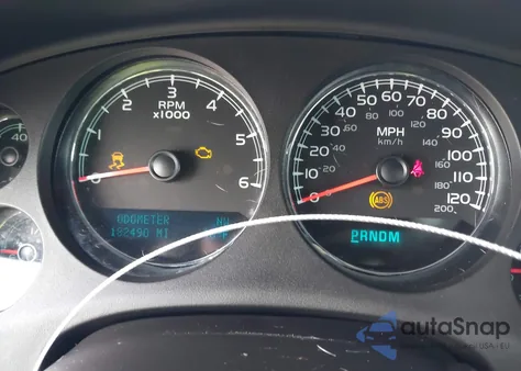 2013 Chevrolet Suburban Lt z USA, uszkodzony, nr VIN 1GNSCJE03DR205223